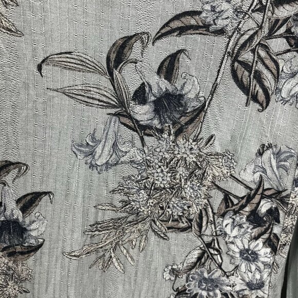 Lucky brand women’s size small long sleeve floral light blue peasant top - Picture 4 of 11